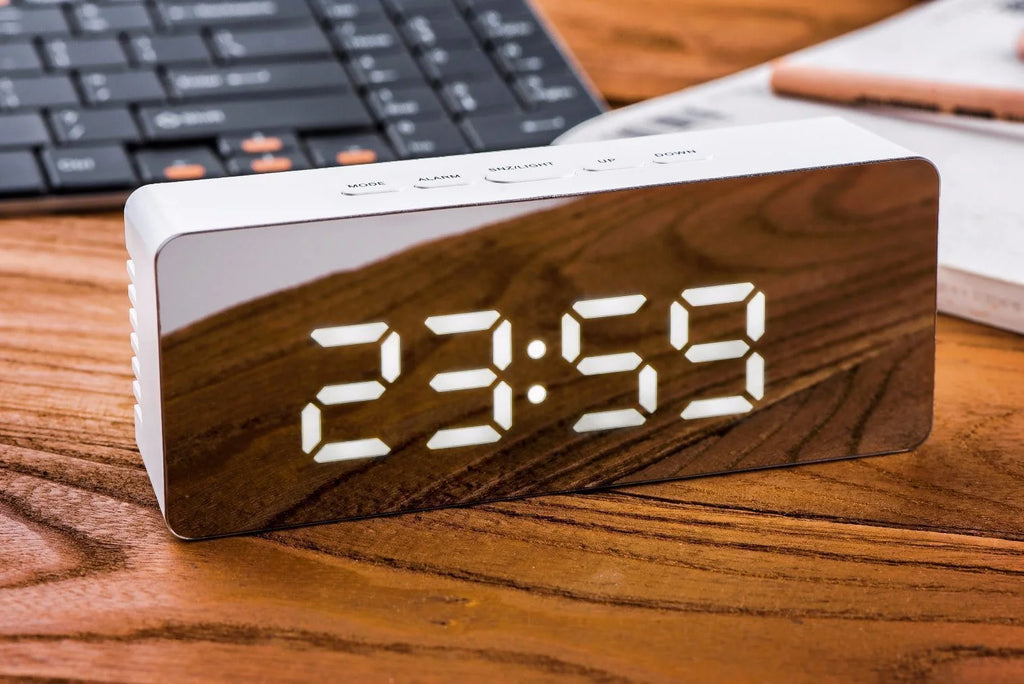LED Alarm Clock - LED Alarm Clock